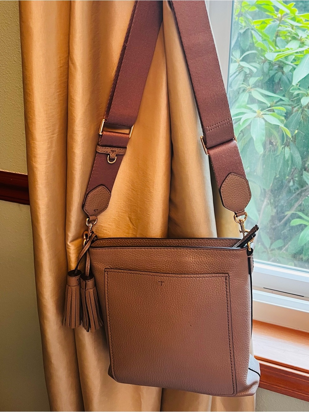 Tori Burch - women’s Crossbody Bag - Gray Heron Leather with Adjustable Strap